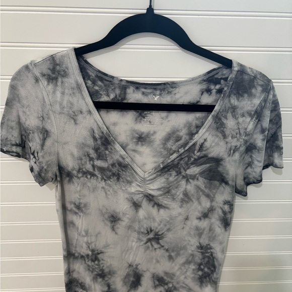 American Eagle Outfitters Black and Gray Tie-Dye Crop Top - Picture 7 of 8
